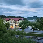 Triglav Hotel 4*