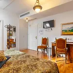 Triglav Hotel 4*