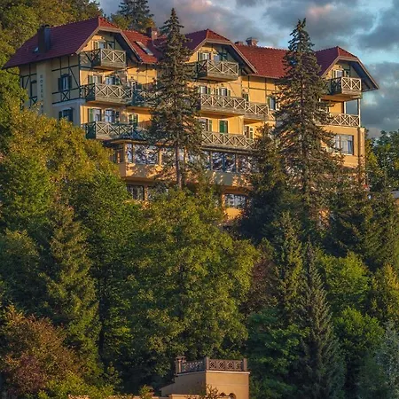 Hotel Triglav 4*