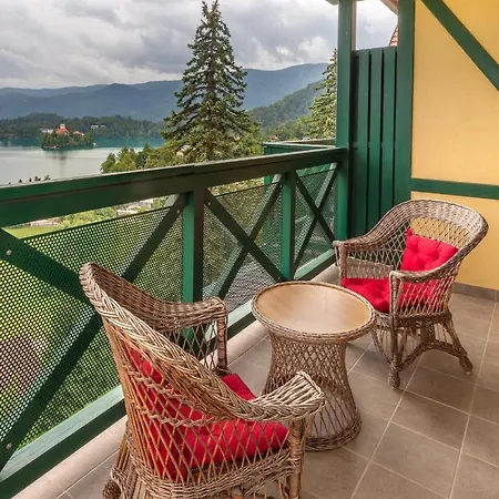 Hotel Triglav 4*