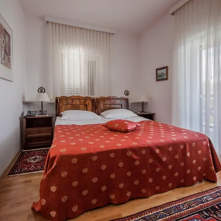 Hotel Triglav 4*