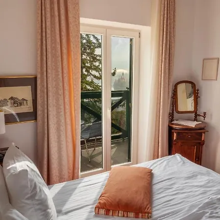 Hotel Triglav 4*